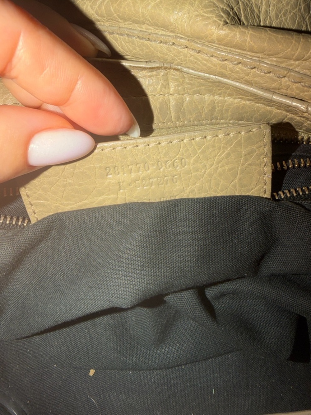 Authentic Balenciaga City Bag Beige Studded - Picture 15 of 15